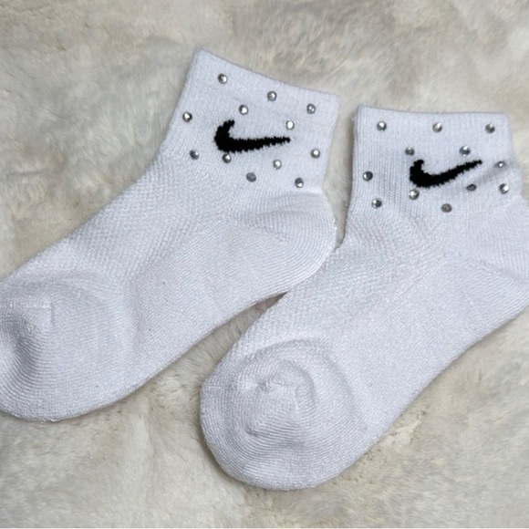 New Nike White Socks Rhinestones Kids (2 pairs ) - Picture 1 of 3
